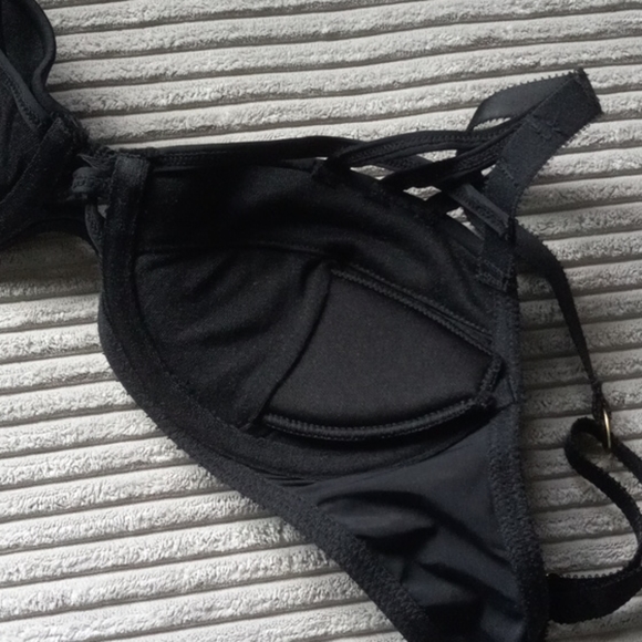 NWT 32 C Black Truth Or Dare Bra By Madonna - Picture 7 of 7